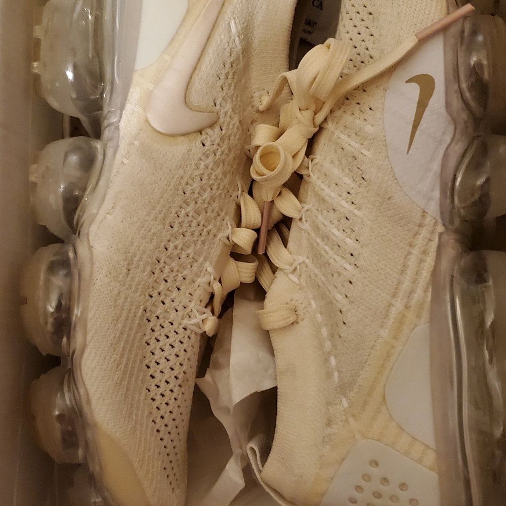 Nike Canary Yellow Air Vapormax